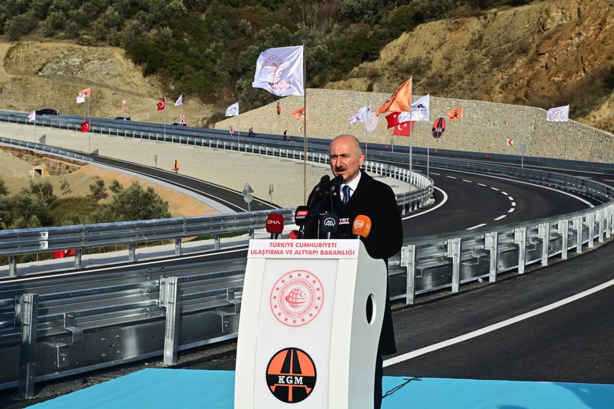 Karaismailoğlu: Yenimahalle farklı seviyeli kavşak Gemlik’in ulaşım ağını güçlendirecek