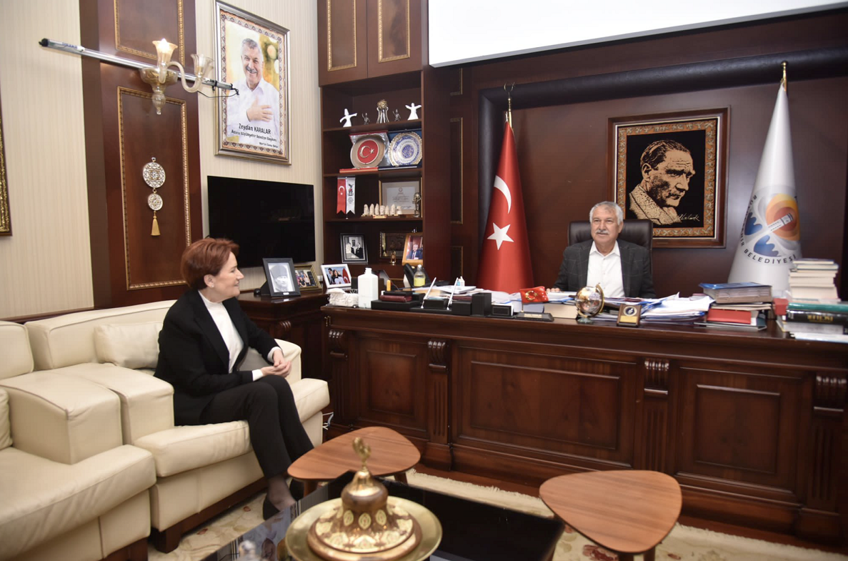 Meral Akşener ve Ahmet Nur Çebi, Zeydan Karalar’ı ziyaret etti