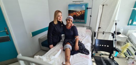 Milletvekili Gökcan: Depremde yaralanan  vatandaşlarımızın tedavileri en iyi şekilde yapılıyor