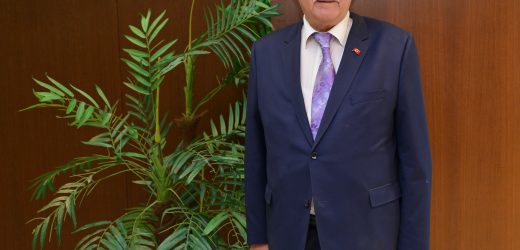 Madenciler dört koldan depremin yaralarını sarıyor 