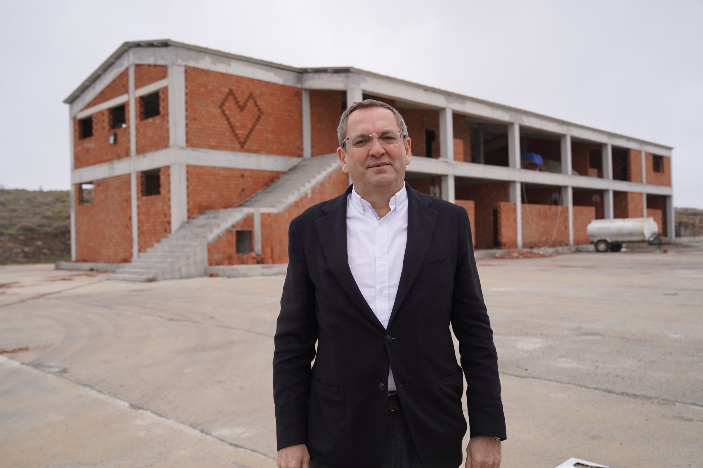 Ayvalık Belediyesi, Temizlik İşlerini Tam Donanımlı Bir Binada Topluyor