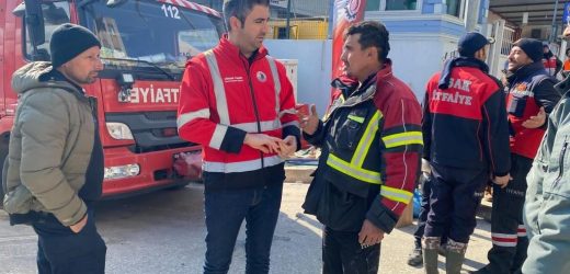 Başkan Gökhan Yüksel Deprem Bölgesinde