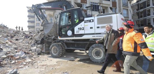 Zeydan Karalar: Halkımızın emrindeyiz