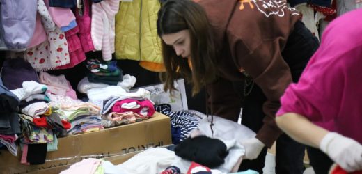 Edremit Belediyesi Yaraları Sarmaya Devam Ediyor