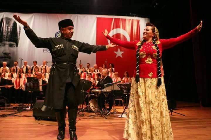 Deneyimli Hoca’dan Halkoyunları Kursu