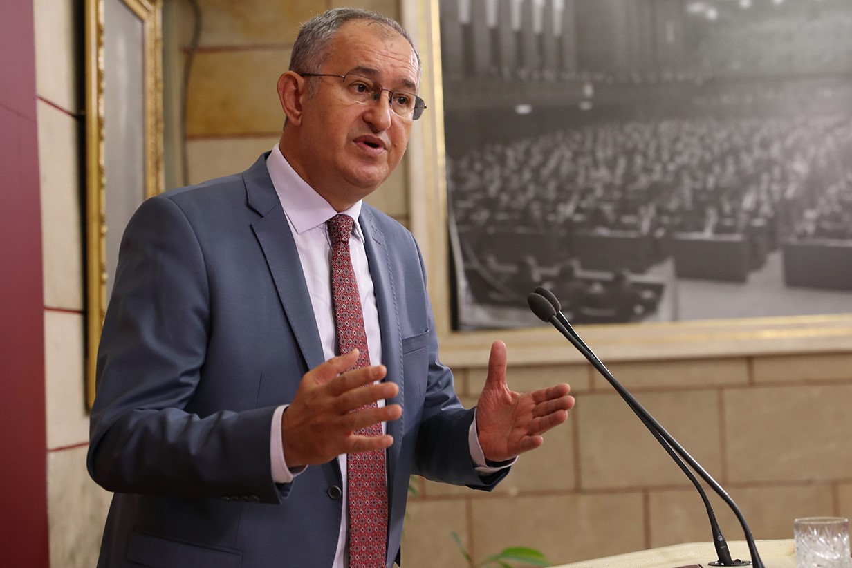 CHP’li Sertel:  Kerem Kınık’ı istifaya, Kızılay’ı şeffaflığa davet ediyorum