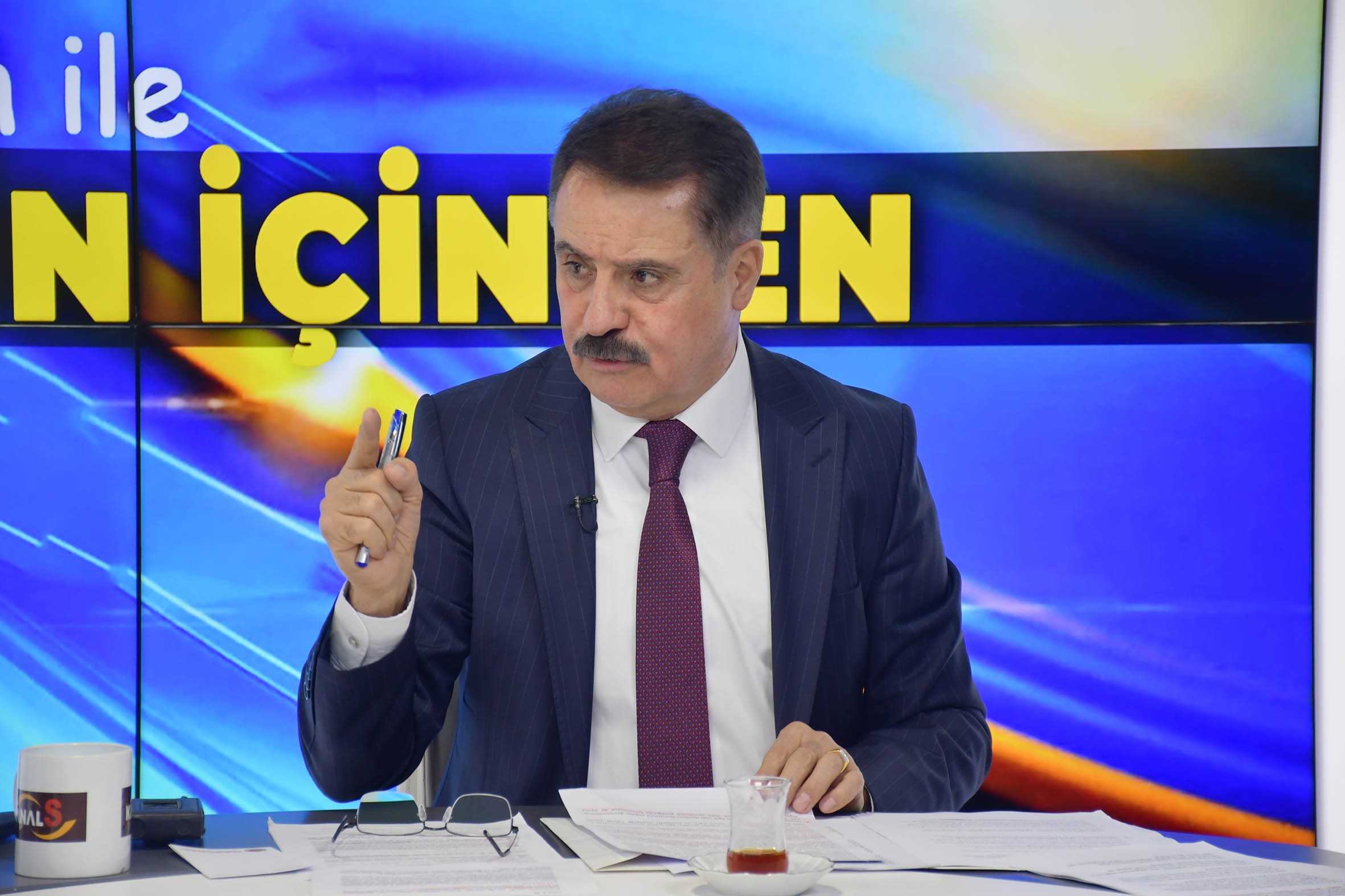 Başkan Deveci: Depremi unutturmayacağız