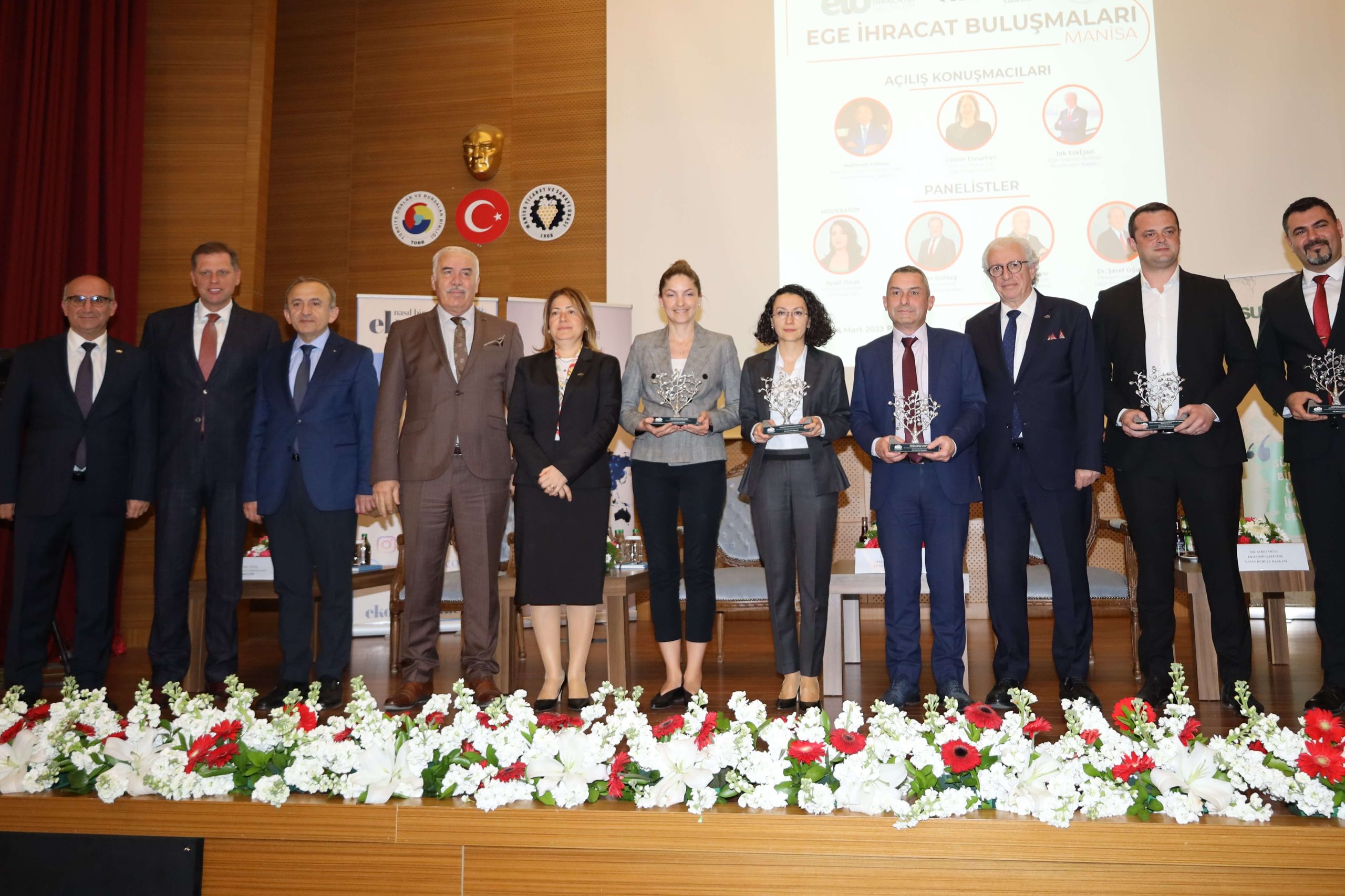 İş dünyasının tek gündemi deprem