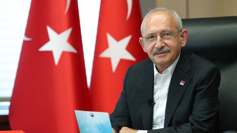 Kemal Kılıçdaroğlu: “Kadınlar Omuz Omuza Durduklarında Aradan Kimse Geçemez”