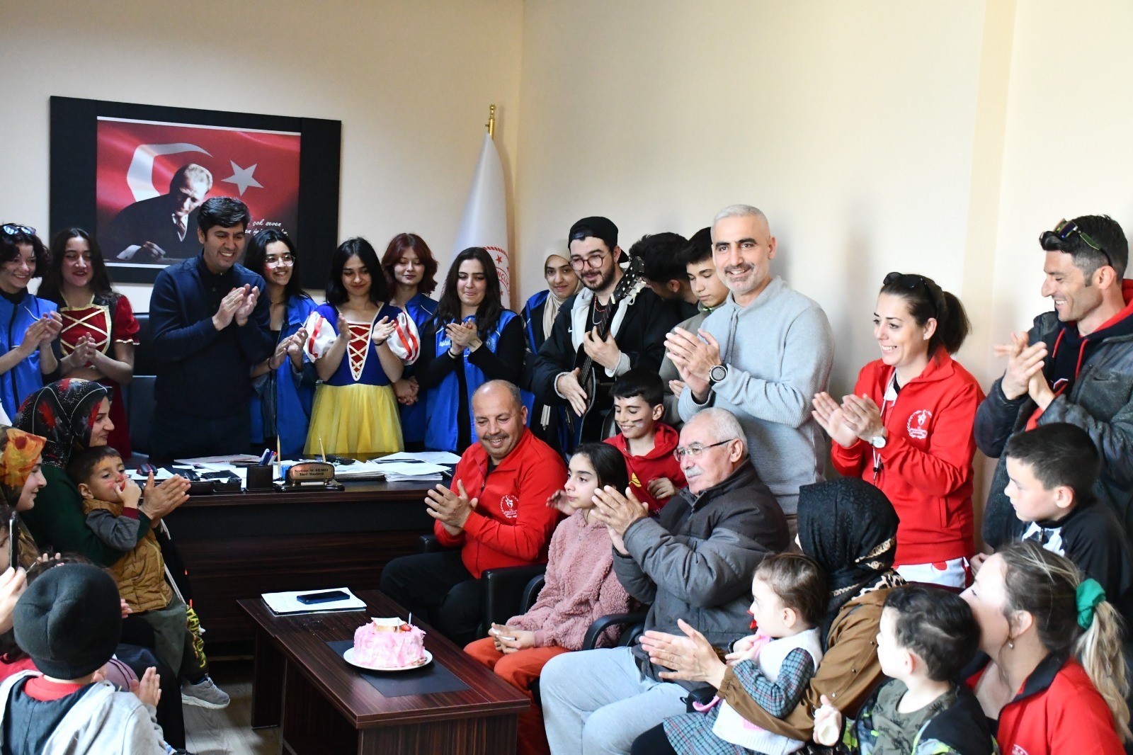 Muğla’da Yardım Seferberliği Artarak Devam Ediyor