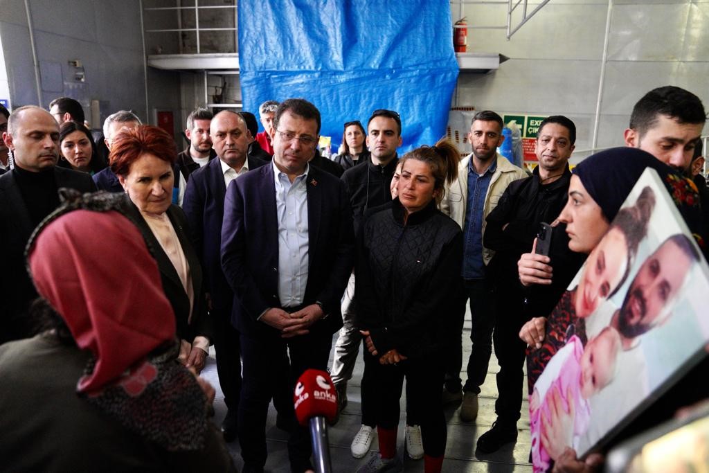İmamoğlu ve Akşener Depremzedelerin Acılarına Ortak Oldu