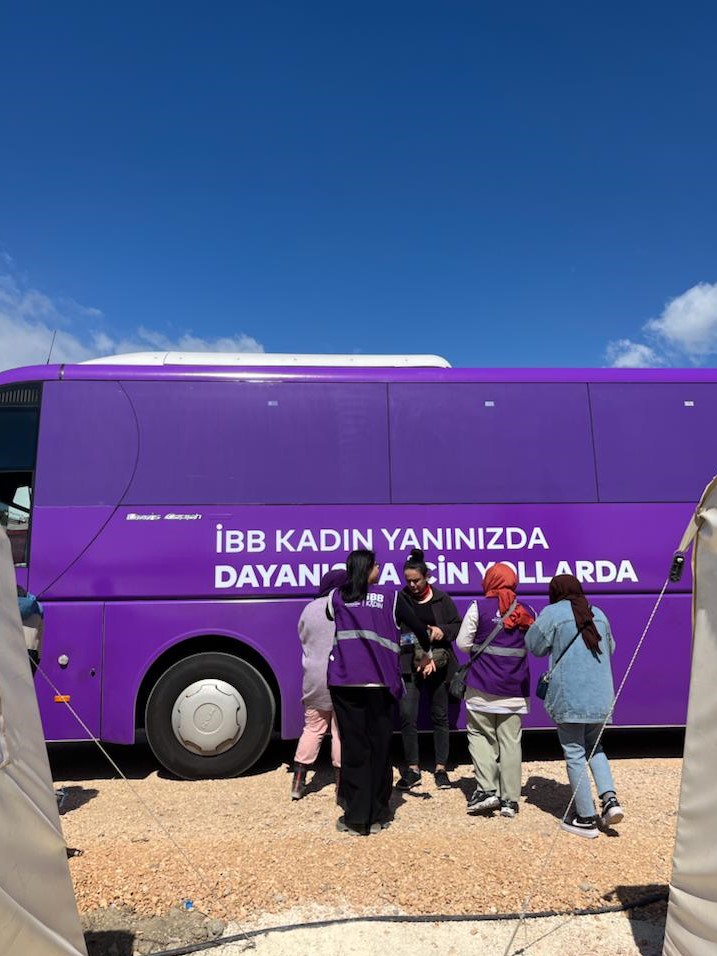 İBB Kadınlar İçin Yollarda