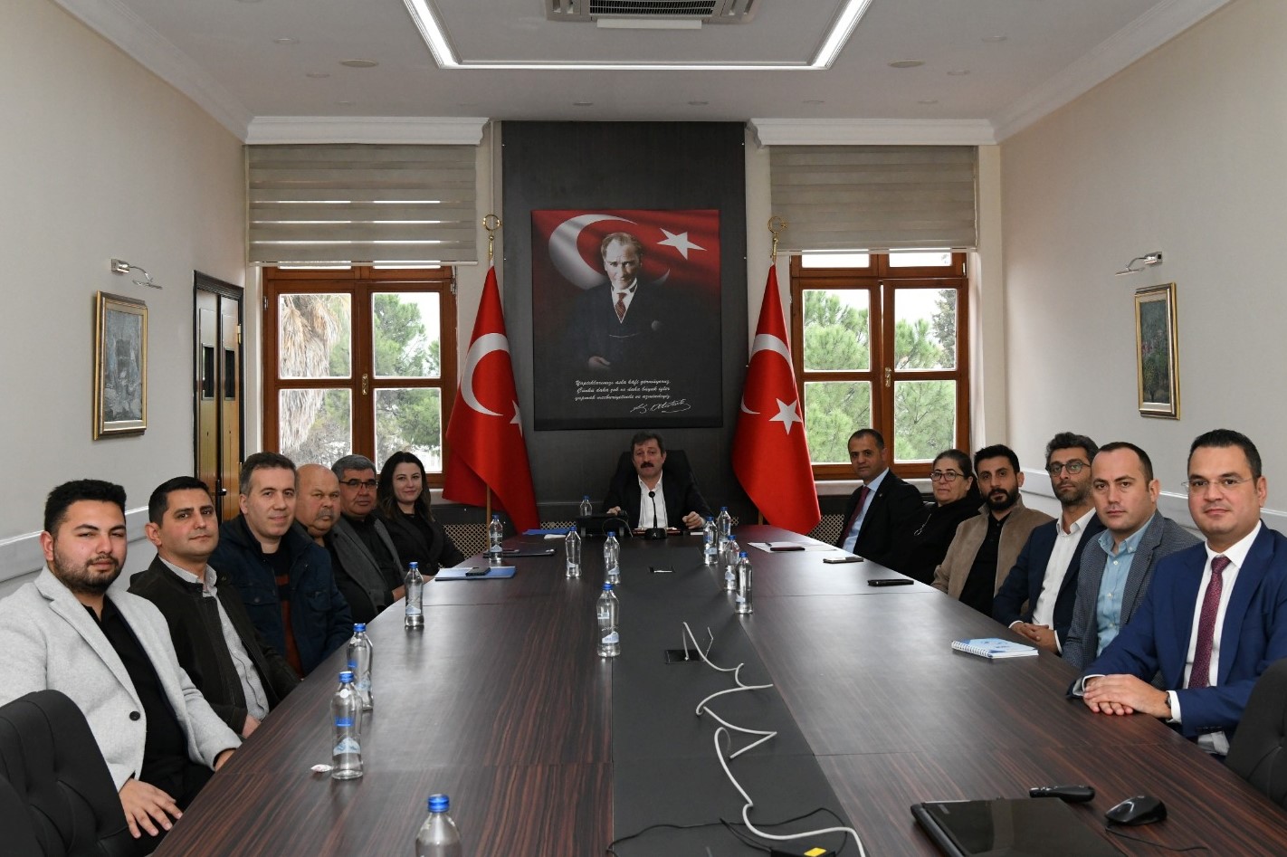 Vali Orhan Tavlı, Planlama, İmar ve Yapılaşma Komisyonu ile bir araya geldi