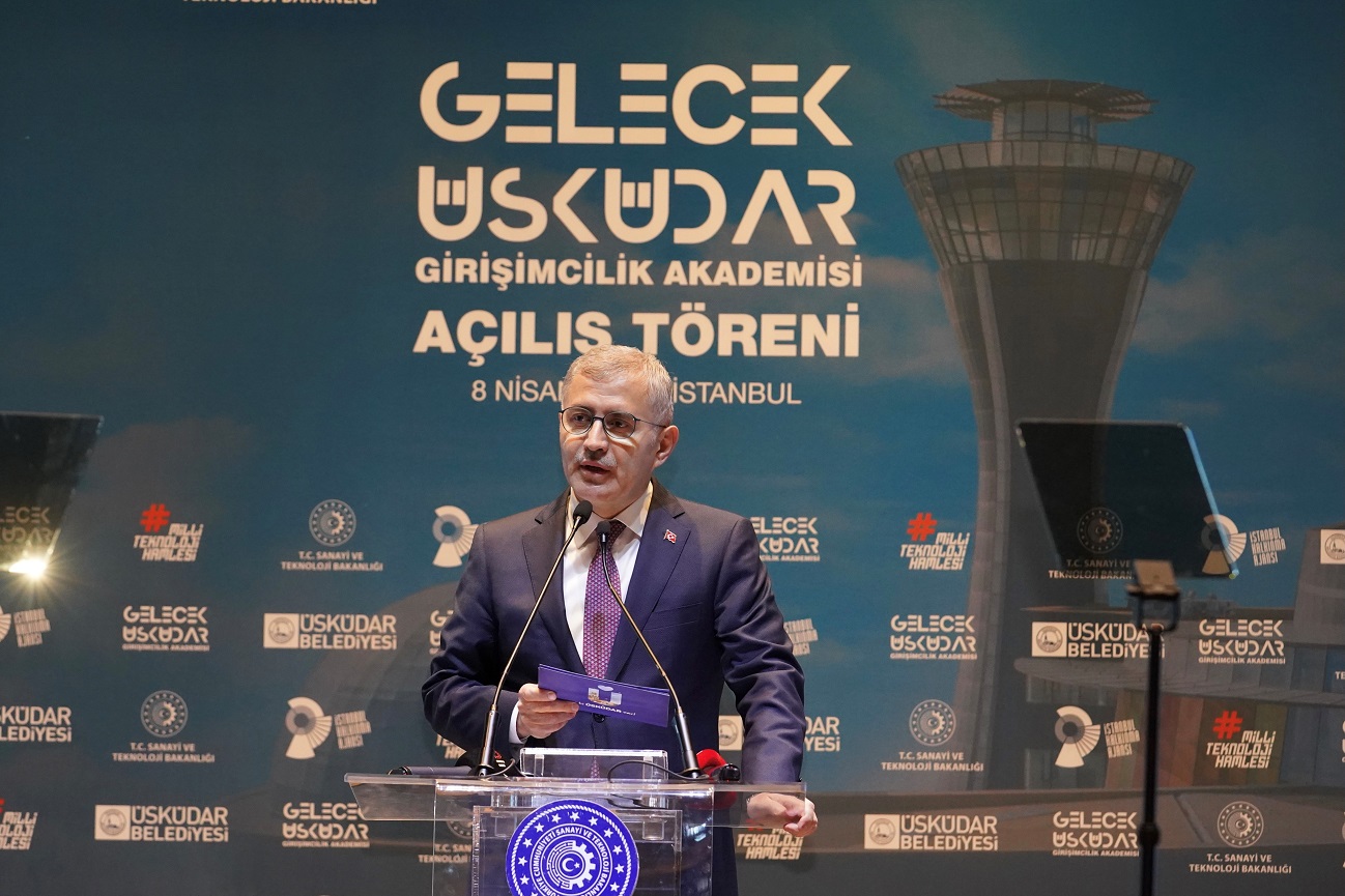 “GELECEK ÜSKÜDAR GİRİŞİMCİLİK AKADEMİSİ”NİN AÇILIŞINI SANAYİ VE TEKNOLOJİ BAKANI MUSTAFA VARANK YAPTI