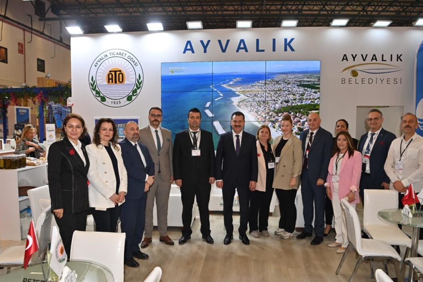 AYVALIK, EMITT FUARI’NA DOLUDİZGİN DEVAM EDİYOR