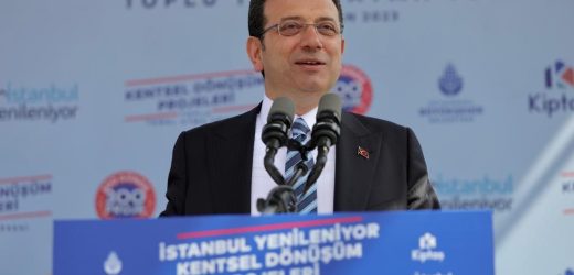 3 İLÇE 4 MAHALLEYİ İLGİLENDİREN TOPLU TEMEL ATMA TÖRENİNDE KONUŞTU