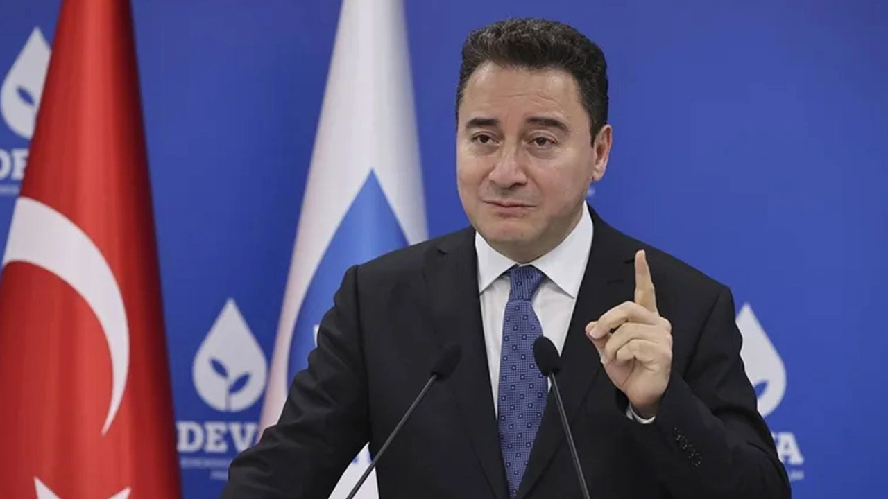 Ali Babacan: ‘Devletin Görevi Yaşam Tarzlarına Müdahale Etmek Değildir’