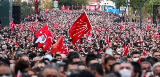 CHP’NİN TAM LİSTESİ