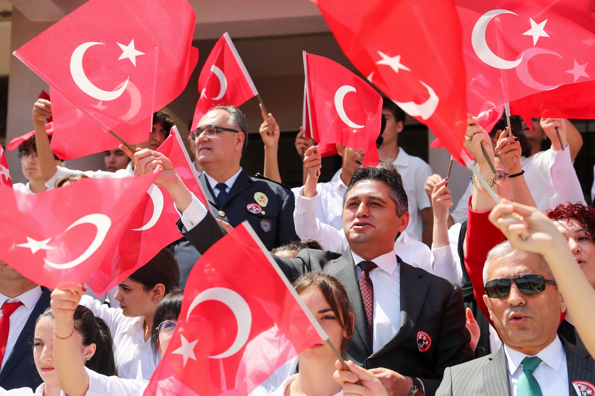 Aliağa’da Atatürk’ü Anma, Gençlik ve Spor Bayramı Coşkusu