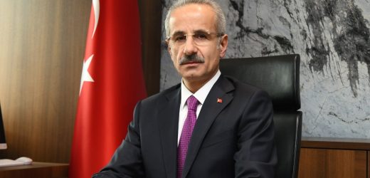 ULAŞTIRMA VE ALTYAPI BAKANI URALOĞLU: ERCAN HAVAALANI DÜNYADA ÖRNEK PROJE OLACAK
