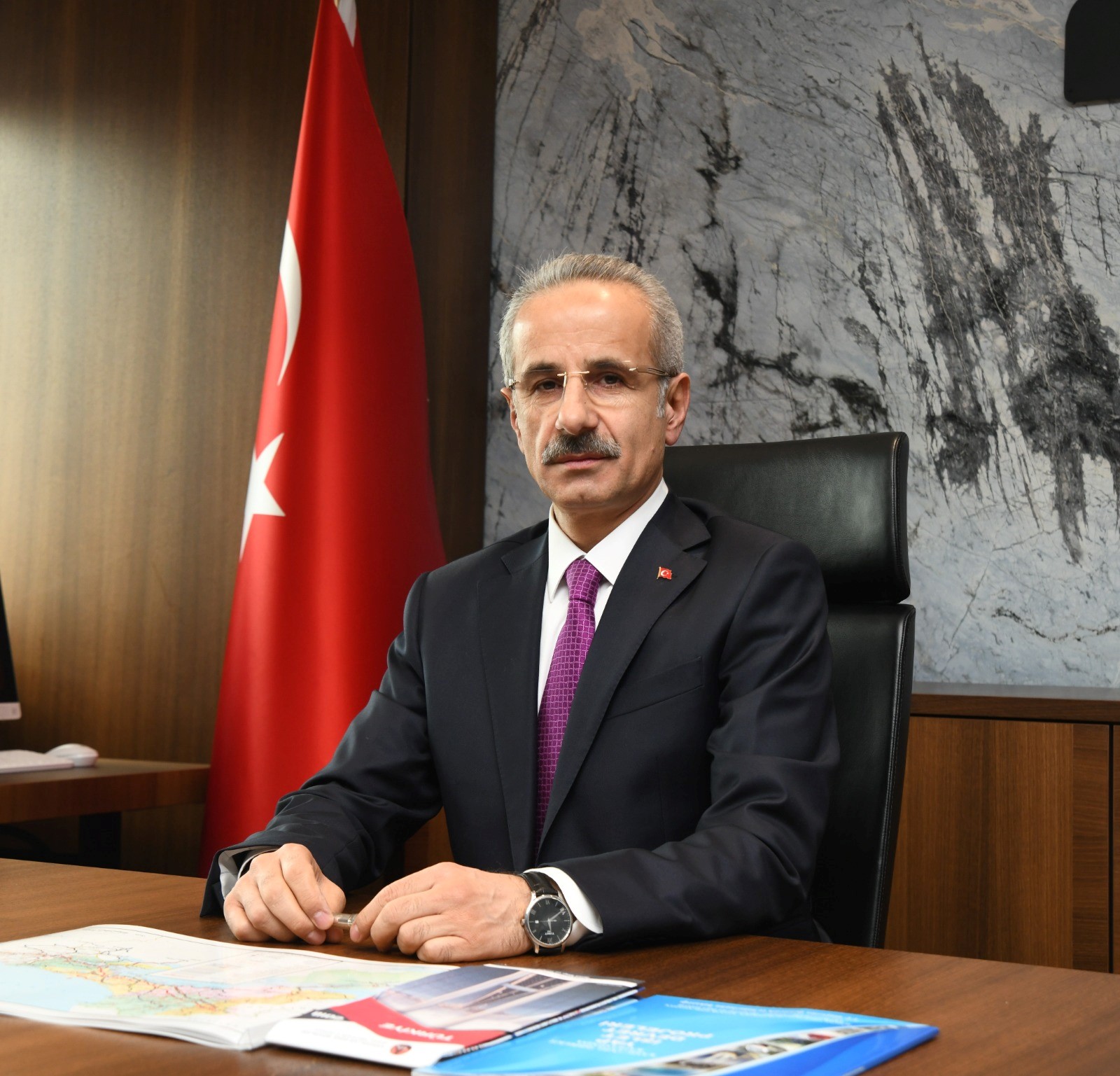 ULAŞTIRMA VE ALTYAPI BAKANI URALOĞLU: ERCAN HAVAALANI DÜNYADA ÖRNEK PROJE OLACAK