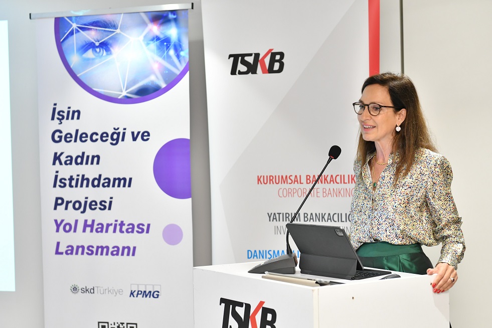 EKONOMİK BÜYÜME VE SÜRDÜRÜLEBİLİR KALKINMA   İÇİN KADIN-ERKEK İSTİHDAM ORANI EŞİTLENMELİ 