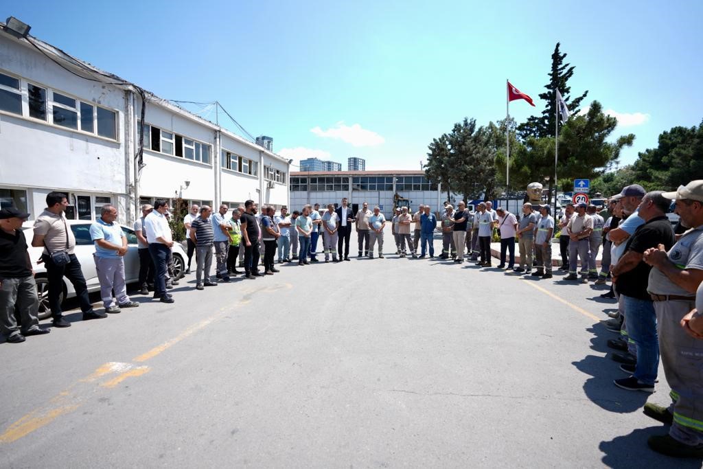 Başkan Yüksel Personeli ile Bayramlaştı