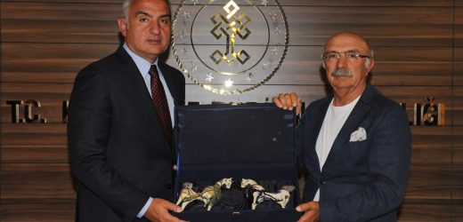 BAKAN ERSOY, KAPADOKYA ALANI TURİZM YATIRIMCILARI DERNEĞİ’NİKABUL ETTİ