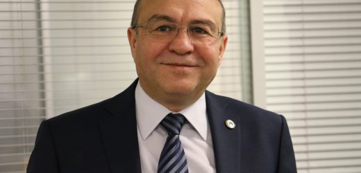 Prof. Dr. Muhsin Konuk, 2022’nin bilim insanı seçildi