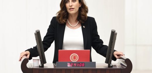 AKBELEN DİRENİŞİ 2 YAŞINDA:  “Bir toprakta hak hukuk çiğnenirse orada bereket de olmaz”