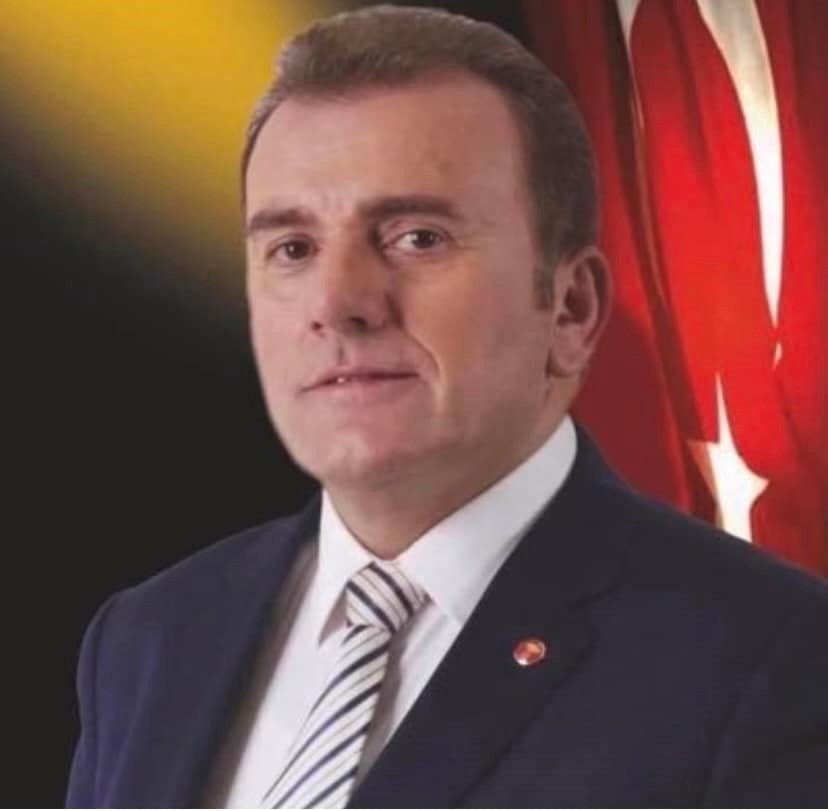 VECDET ÖZ: CİĞERCİNİN KEDİSİ..