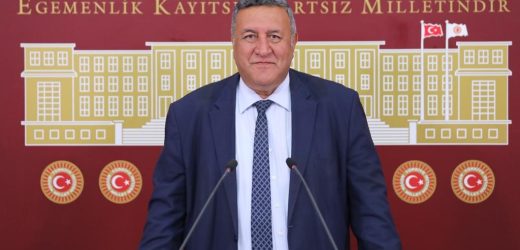 Bankalar karda, vatandaş kredi peşinde