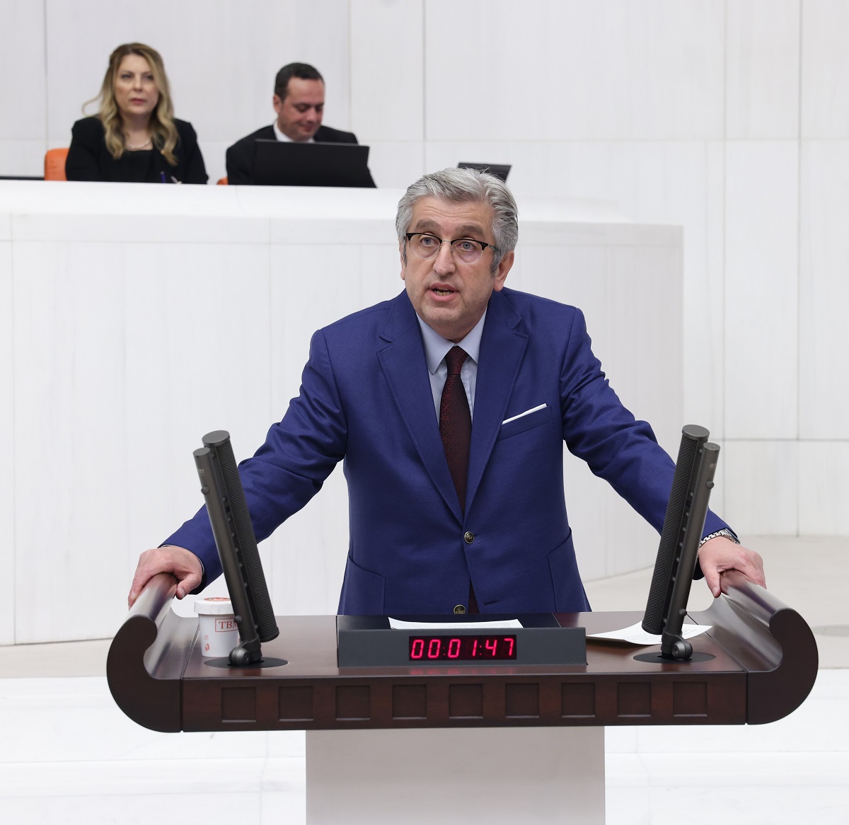 CHP’li Çan’dan Samsun Büyükşehir’e ihale tepkisi:  Samsun, beton lobisine ‘parsel parsel’ satılıyor