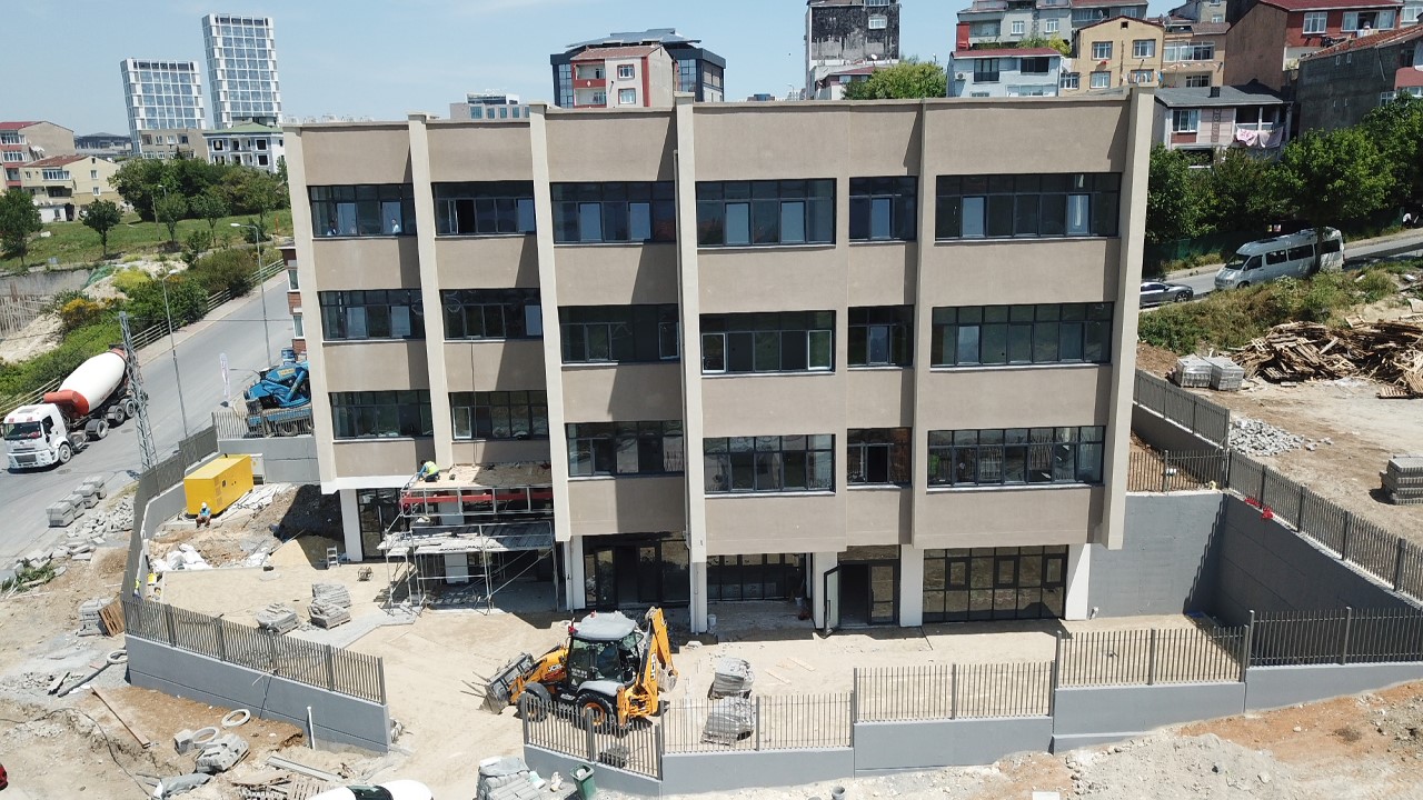 YARIMBURGAZ SEMT KONAĞI’NIN AÇILIŞI İÇİN GERİ SAYIM BAŞLADI