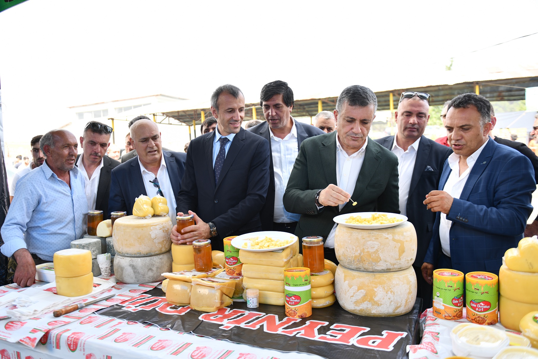 BAŞKAN BOZKURT GÖLE KÜLTÜR VE KAŞAR FESTİVALİ’NDE