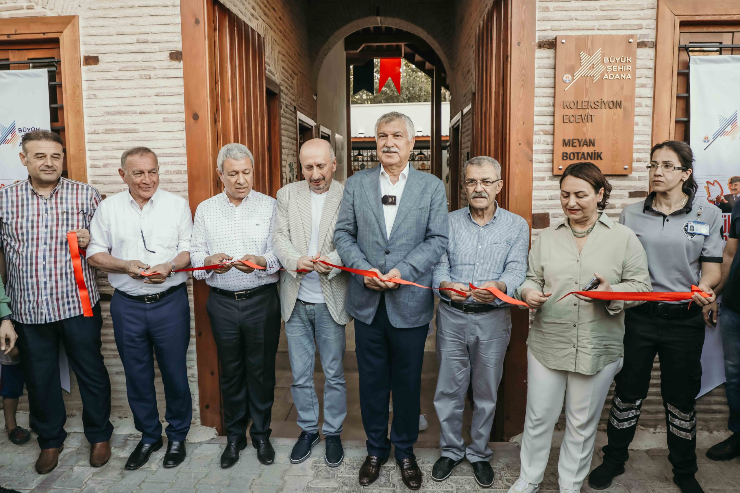 Bülent Ecevit Müzesi ve Meyan Botanik Kafe açıldı