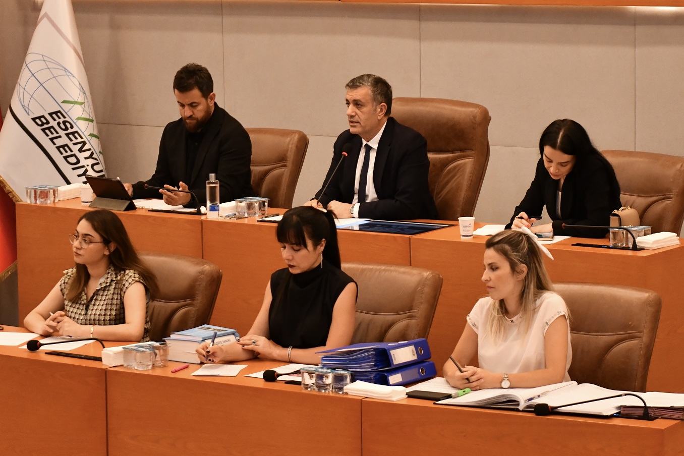 Esenyurt’ta usulsüz yapılaşmaya geçit yok!