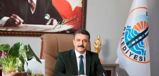 Kitapseverler Dikili’de buluşuyor