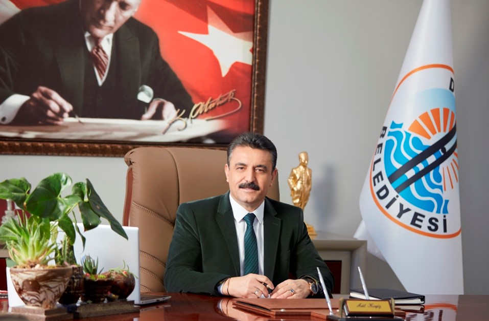 Kitapseverler Dikili’de buluşuyor