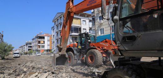 Edremit Belediyesi yol yapım çalışmalarına devam ediyor!