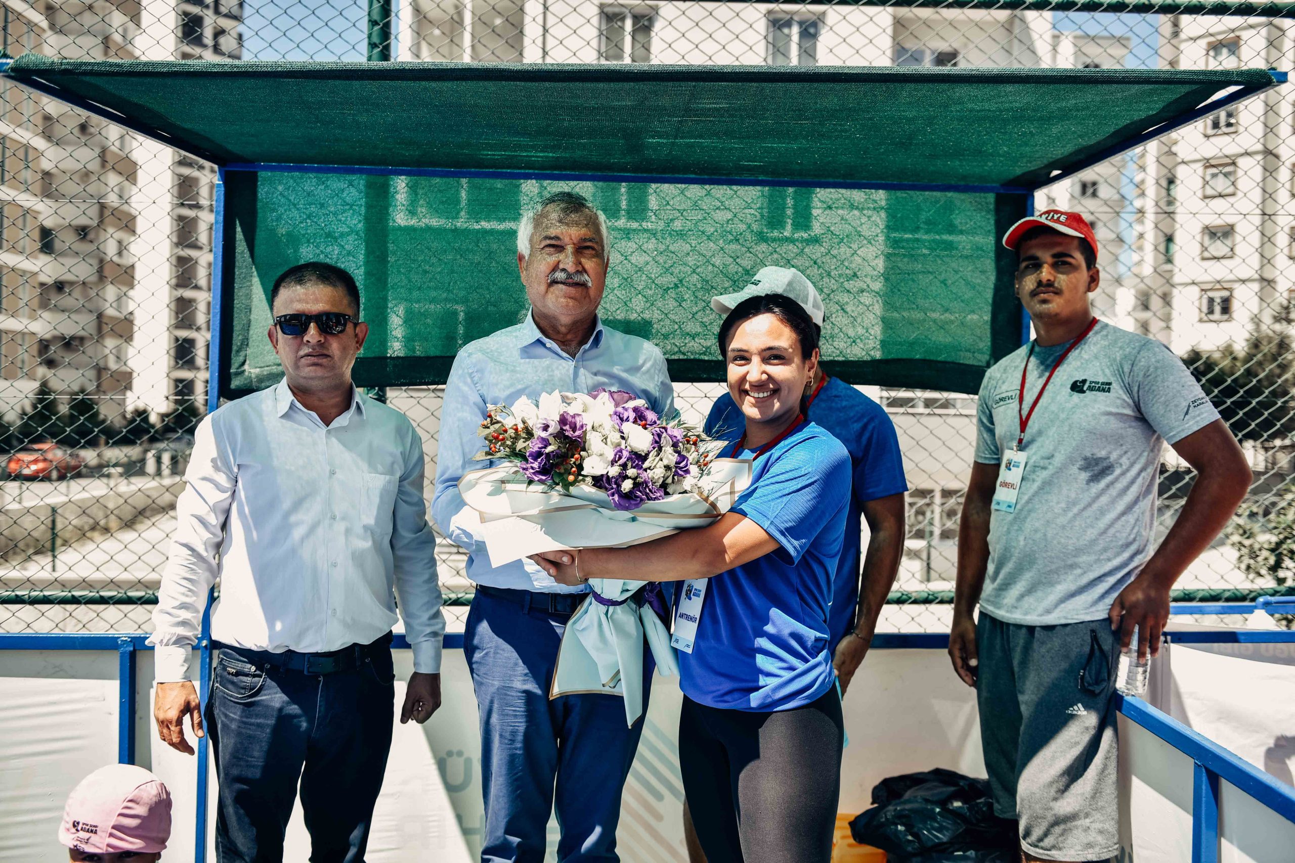 Adana Sarıçam’da portatif havuz açıldı