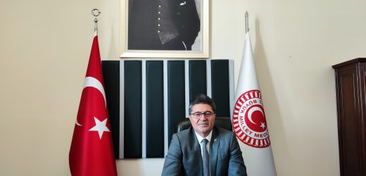 ENSAR AYTEKİN: TARİKATLARIN SAVAŞI MÜFTÜYÜ ÖLDÜRDÜ!