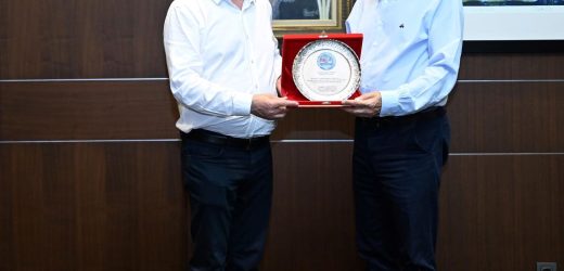 ALİHANOĞLU’DAN BAŞKAN KESKİNE TEBRİK ZİYARETİ