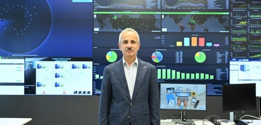 E-DEVLET KAPISI VATANDAŞIN İLK TERCİHİ! E-DEVLET KULLANICILARI %37 ARTARAK 63 MİLYON VATANDAŞIMIZ DİJİTAL HİZMETLERLE BULUŞTU!