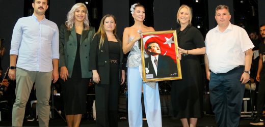 İzmir Kınık’ta 30 Ağustos ‘Zafer Konseri’ ile Kutlandı