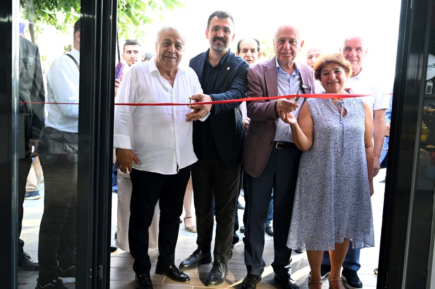 ŞİŞLİ’DE SOSYAL PROJELERİNE BİR HALKA DAHA