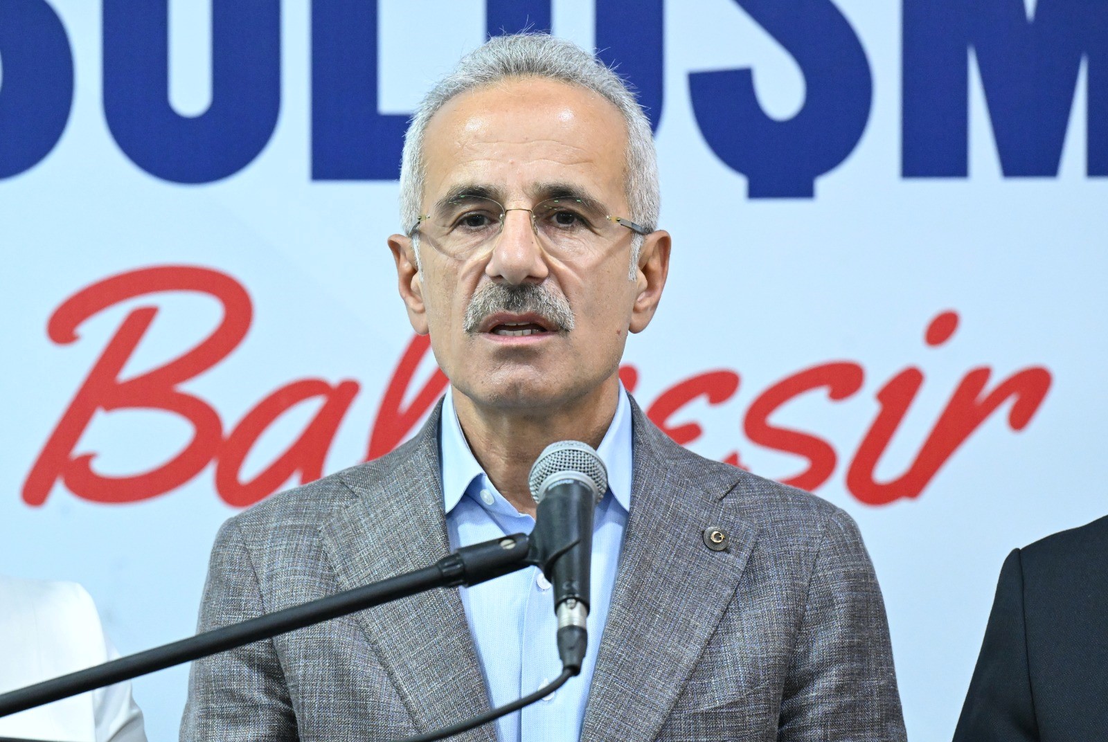 ULAŞTIRMA VE ALTYAPI BAKANI ABDULKADİR URALOĞLU BALIKESİR’DE MÜJDEYİ VERDİ