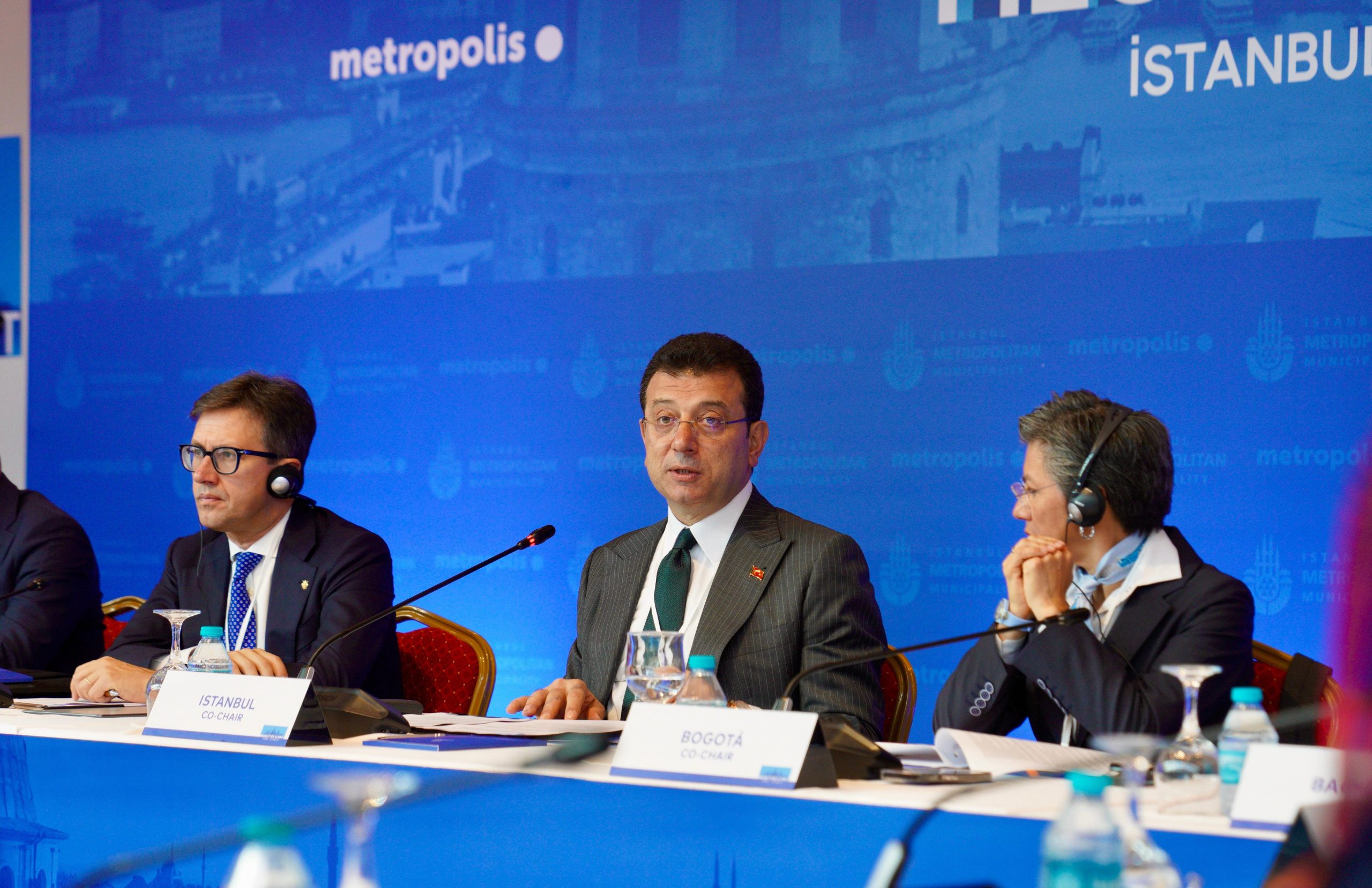 DÜNYANIN MEGA KENTLERİNİN BELEDİYE BAŞKANLARI ARTİSTANBUL FESHANE’DE BULUŞTU