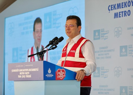 ÇEKMEKÖY-SANCAKTEPE -SULTANBEYLİ METROSUNDA TÜNEL AÇMA İŞLEMİ TAMAMLANDI