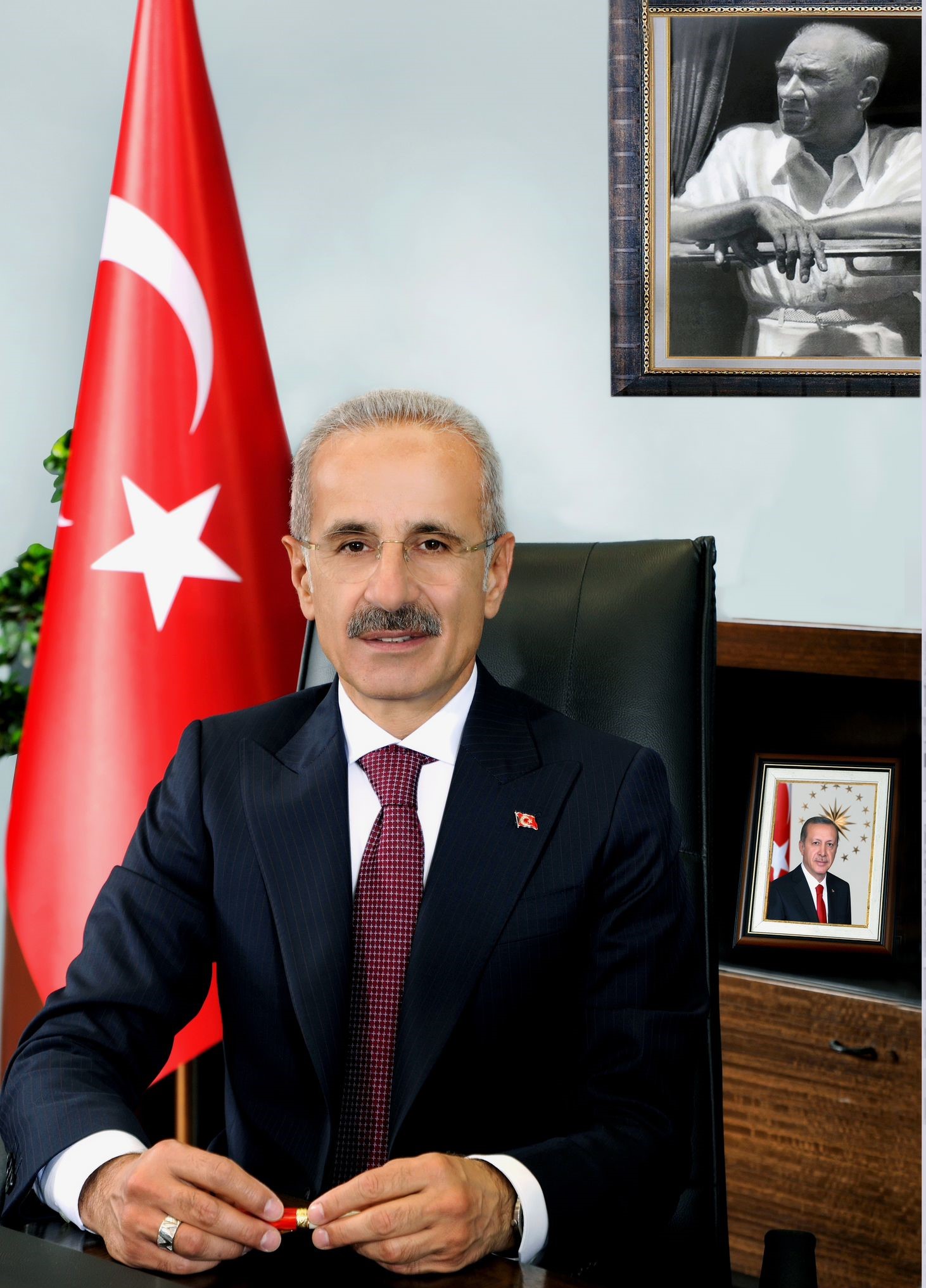 ULAŞTIRMA VE ALTYAPI BAKANIMIZ SAYIN ABDULKADİR URALOĞLU’NUN 29 EKİM CUMHURİYET BAYRAMI MESAJI